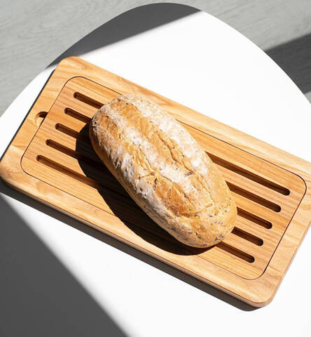 Дошка для хліба з решіткою описание
