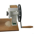 Домашняя ручная мельница для зерна Country Living Grain Mill недорого